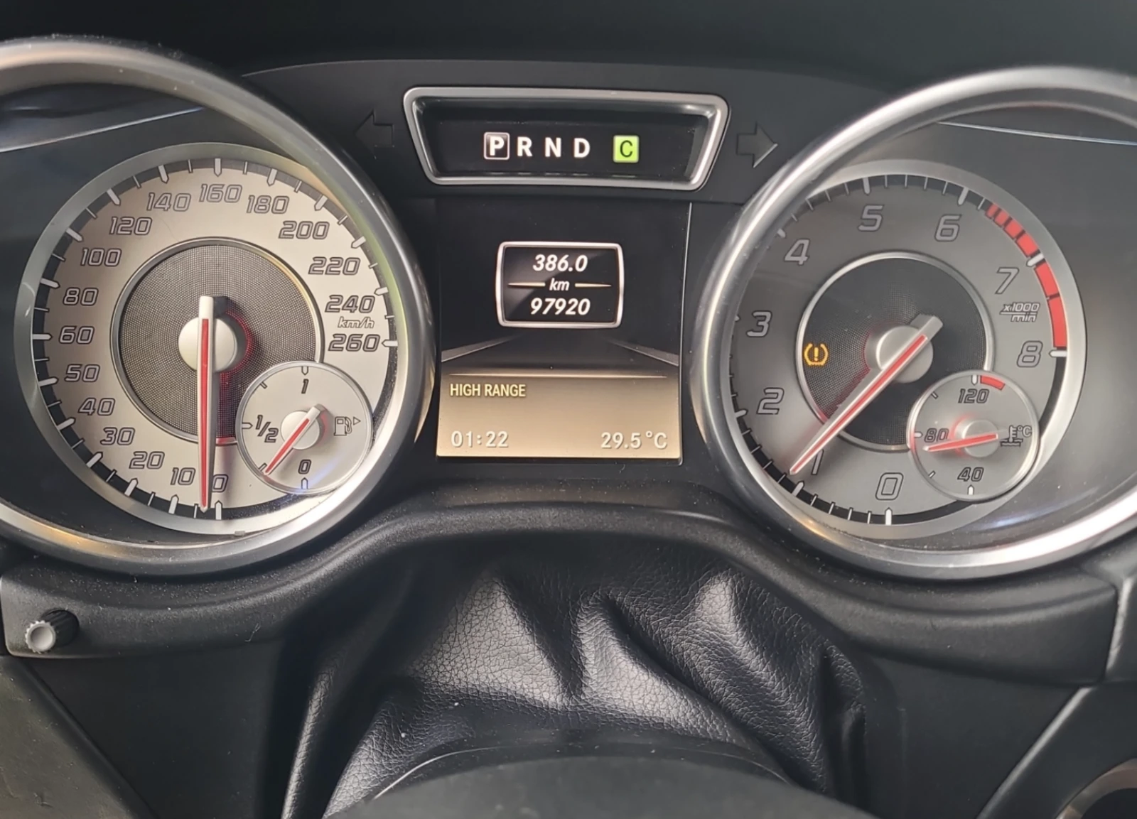 Mercedes-Benz G 63 AMG  - изображение 6