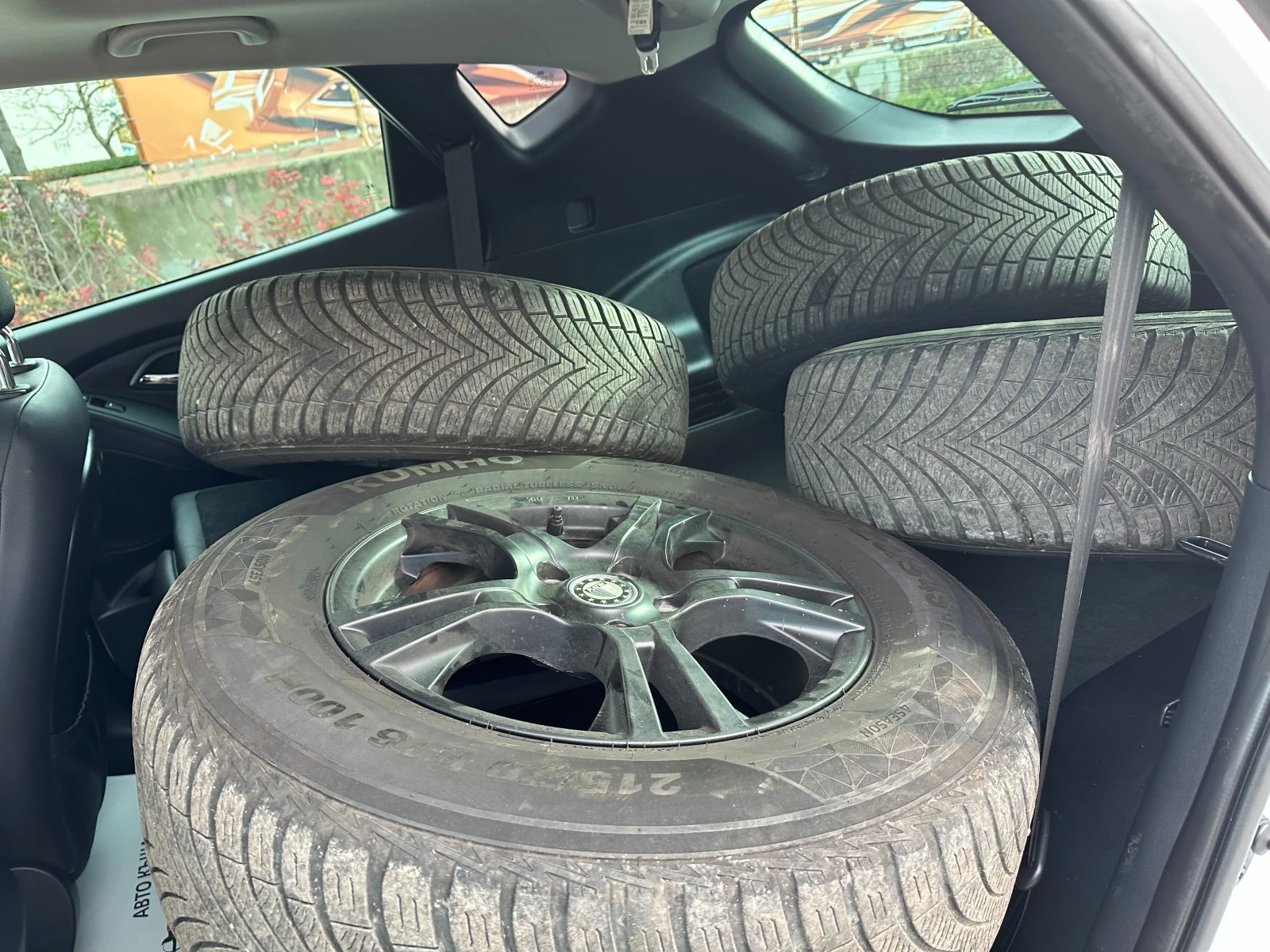 Hyundai IX35 2.0d 184 к.с. - изображение 10