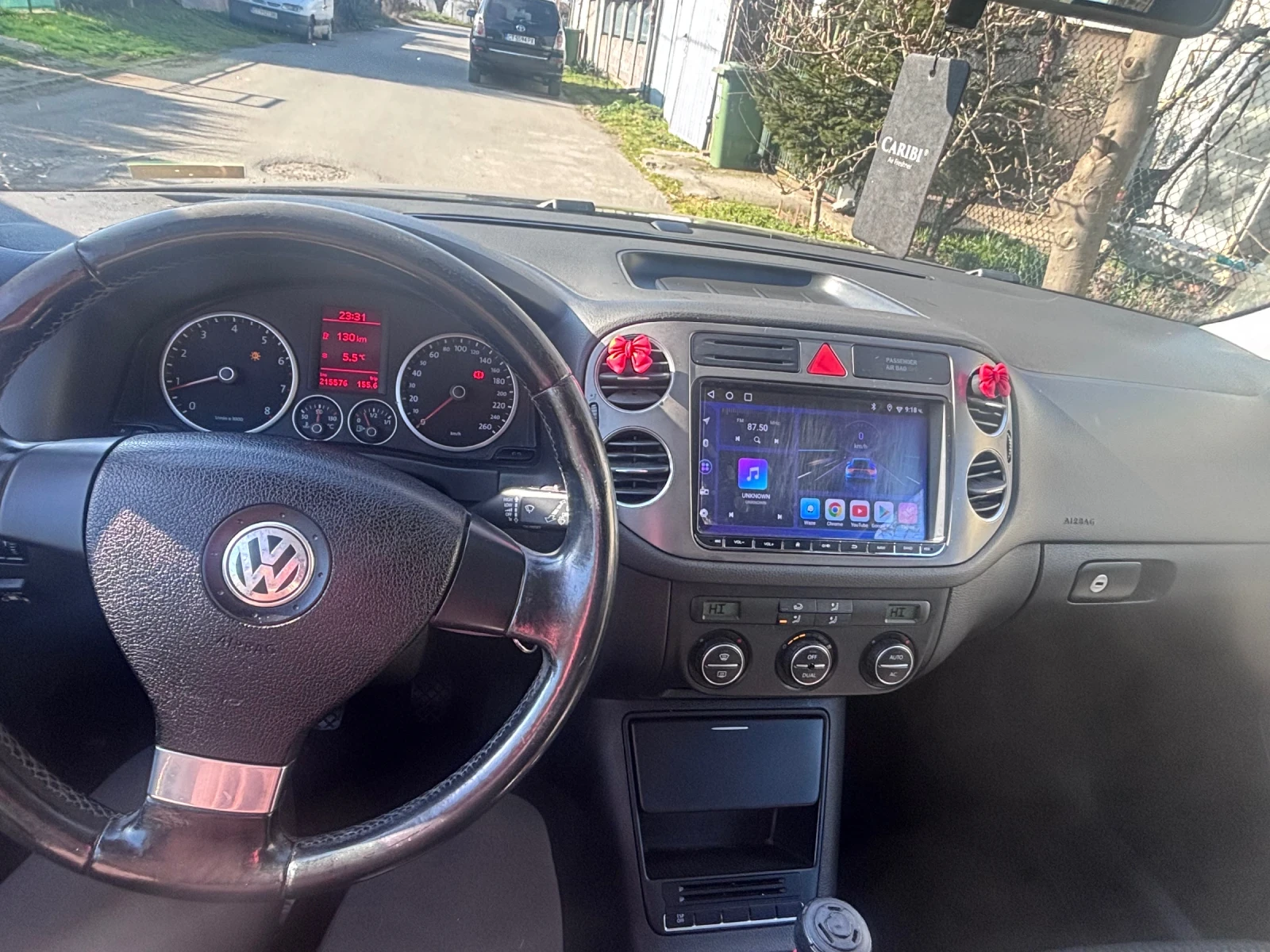 VW Tiguan TSI, снимка 10 - Автомобили и джипове - 54184466