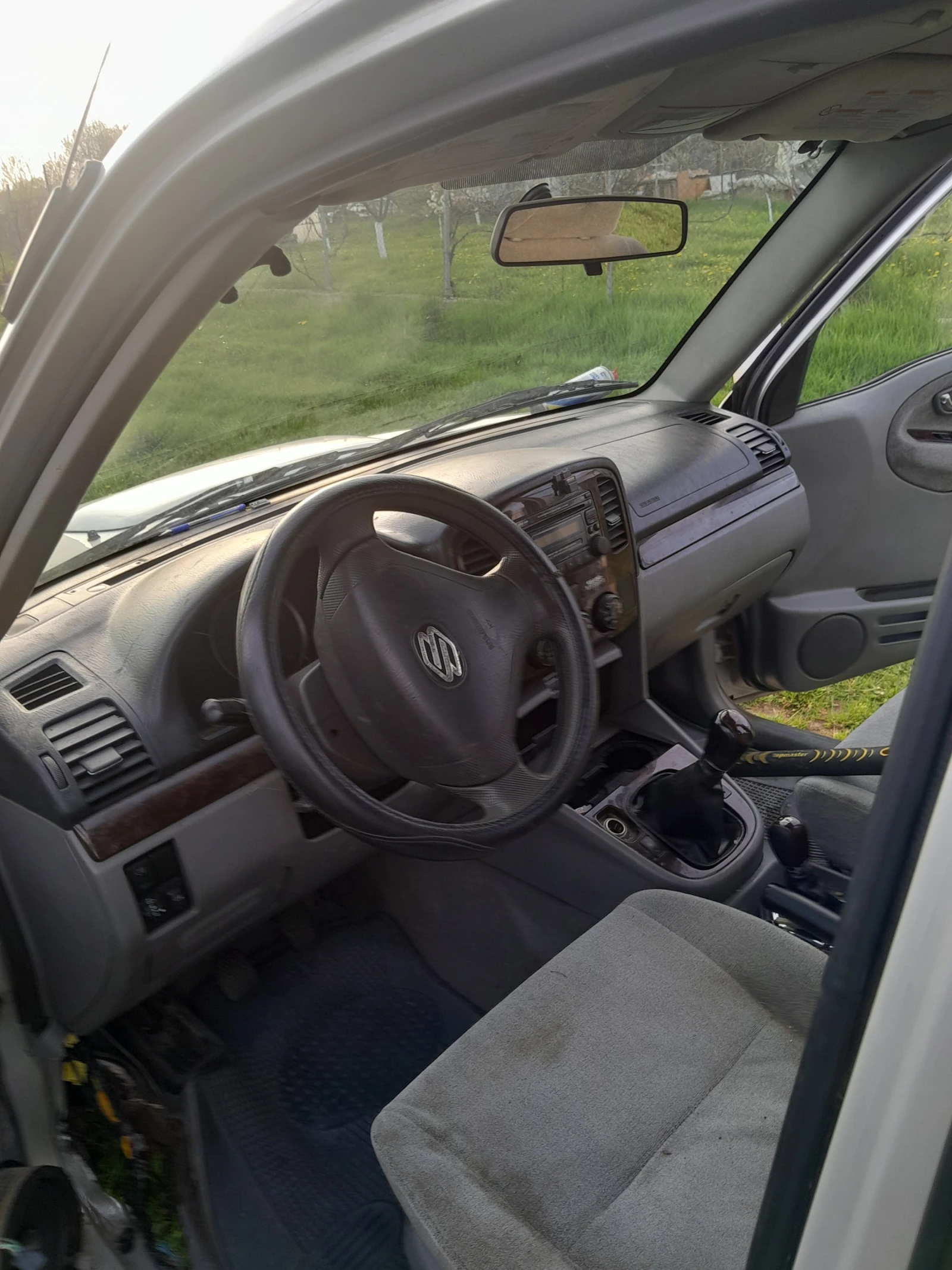 Suzuki Grand vitara 2.0TD HL7 Брякуван!, снимка 8 - Автомобили и джипове - 54221155