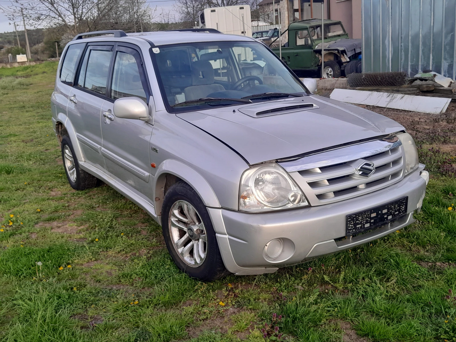 Suzuki Grand vitara 2.0TD HL7 Брякуван!