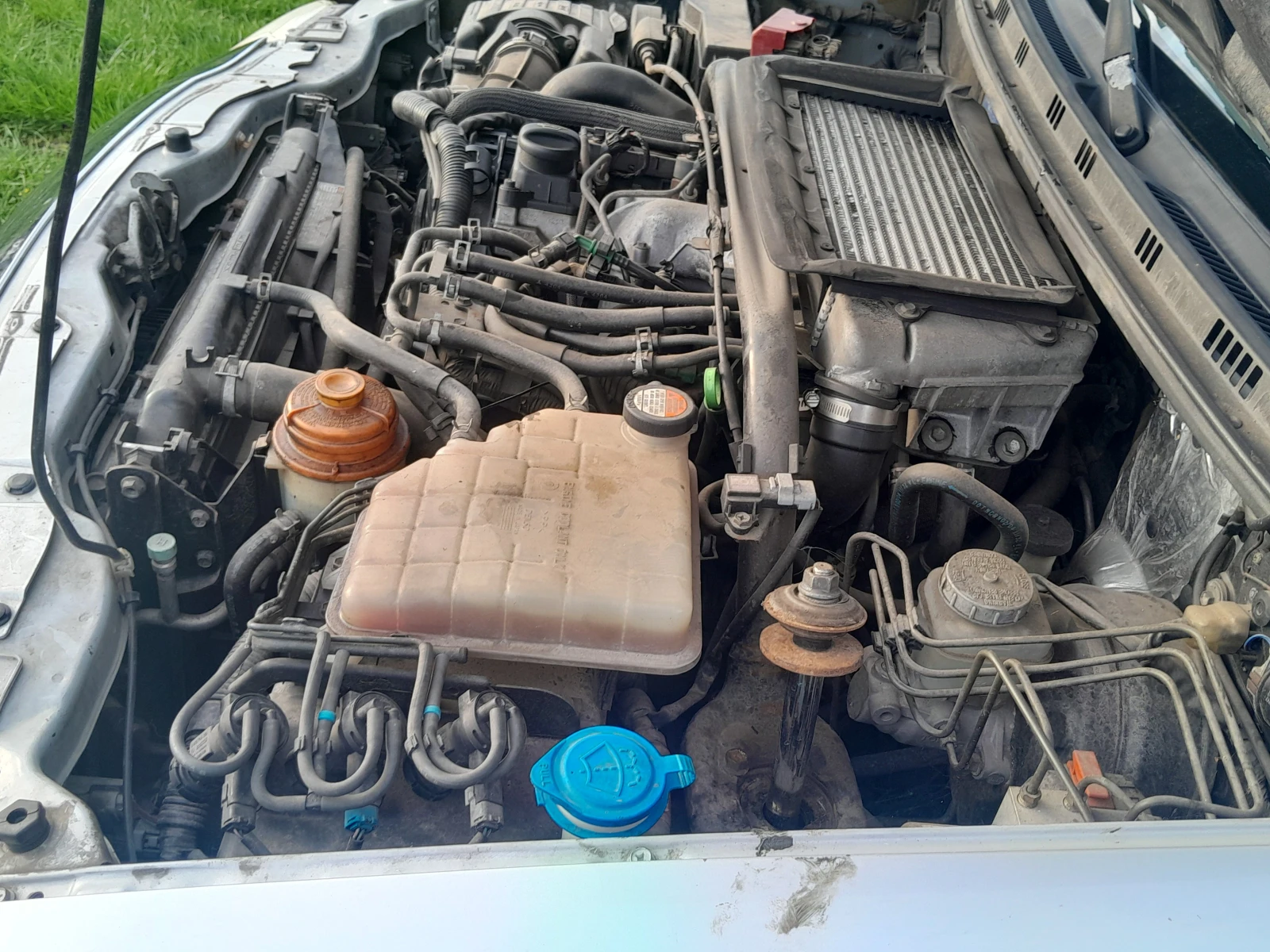 Suzuki Grand vitara 2.0TD HL7 Брякуван!, снимка 5 - Автомобили и джипове - 54221155