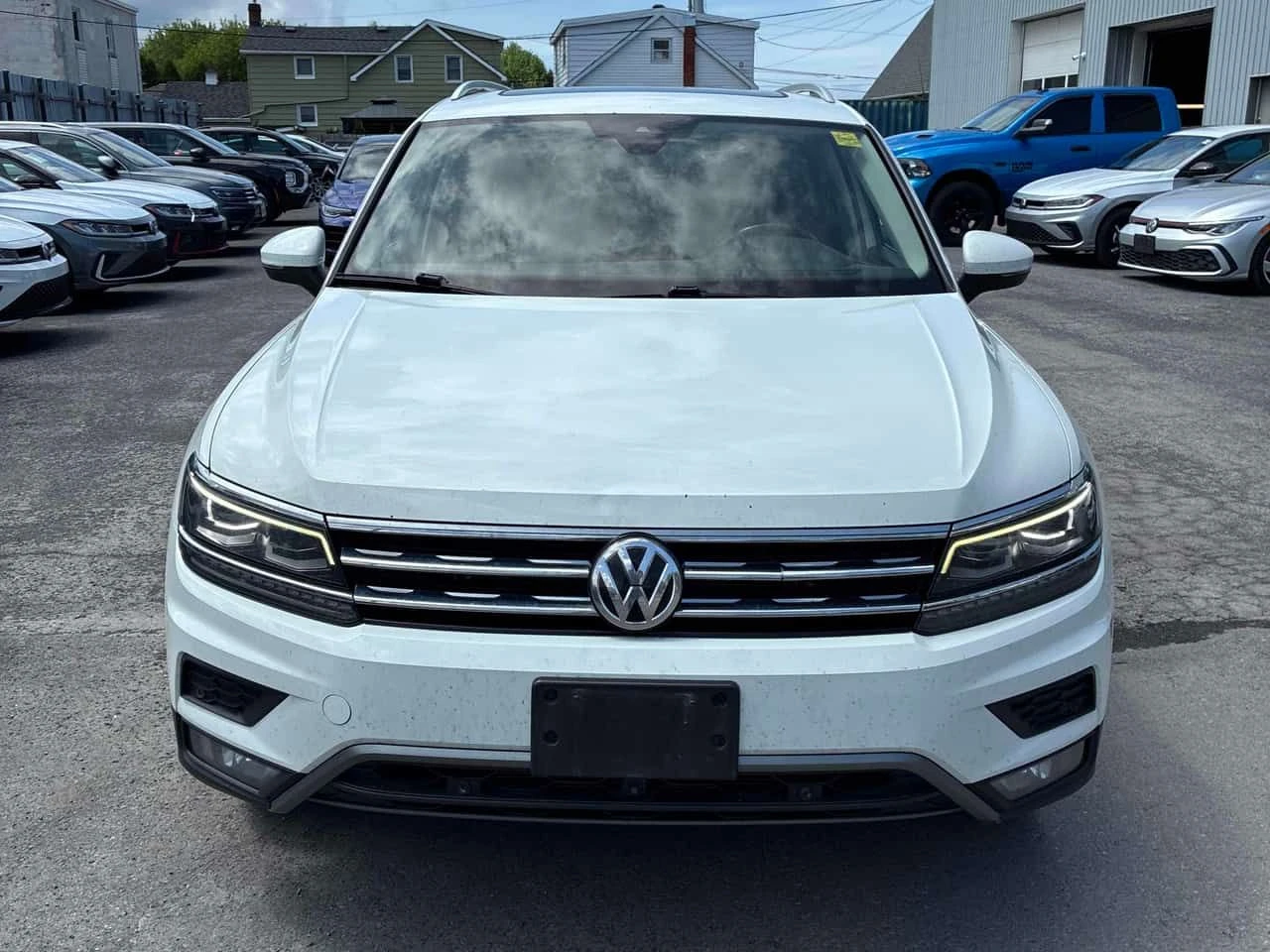VW Tiguan * Highline * ГЛАВНО ПРЕДСТАВИТЕЛСТВО* 