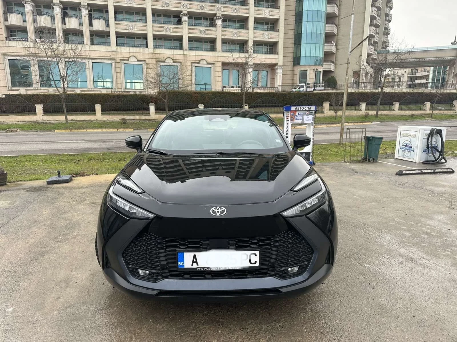 Toyota C-HR, снимка 2 - Автомобили и джипове - 54648233