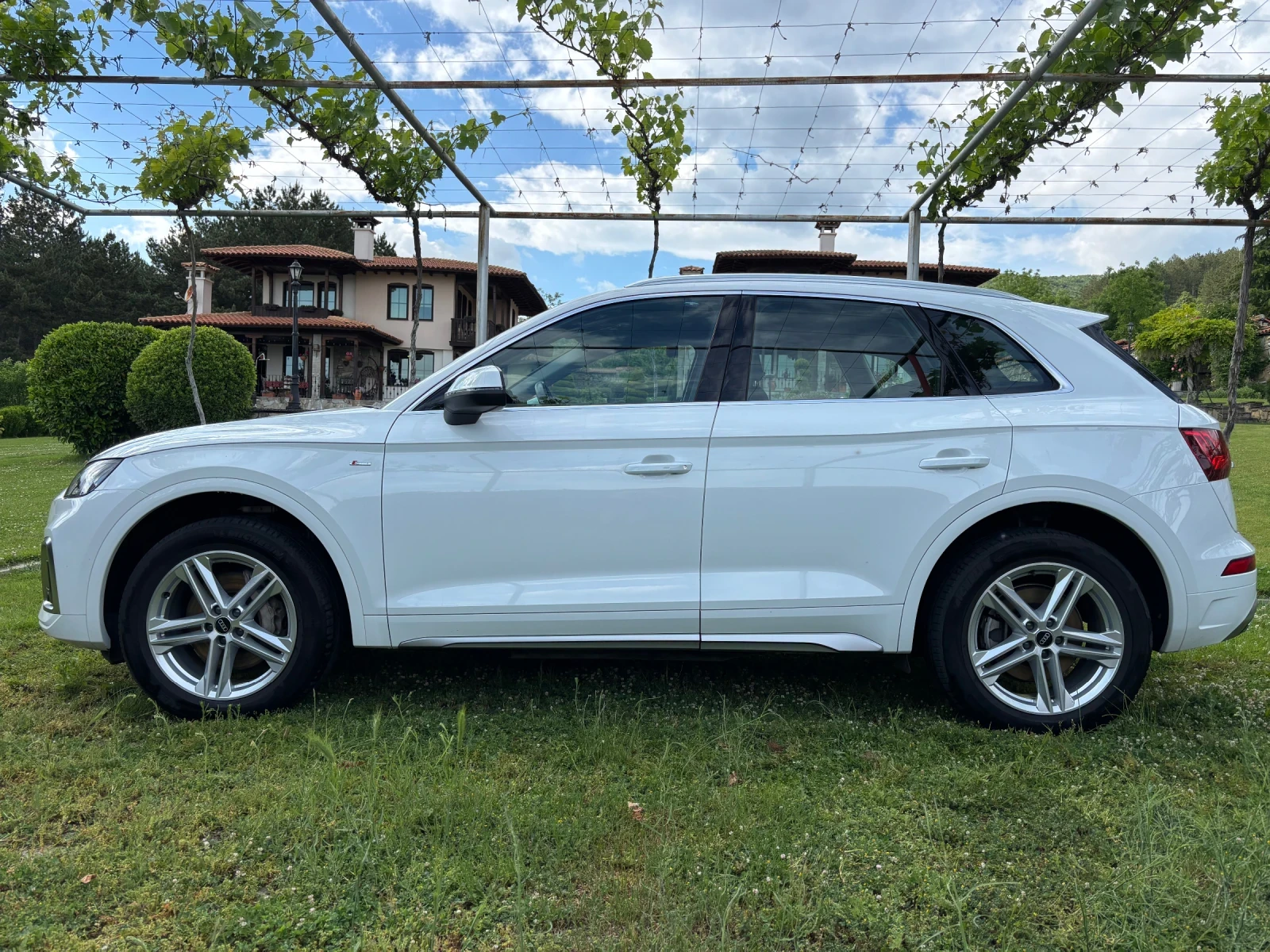 Audi Q5 5.0TDI S LINE QUATRO, снимка 3 - Автомобили и джипове - 54661501