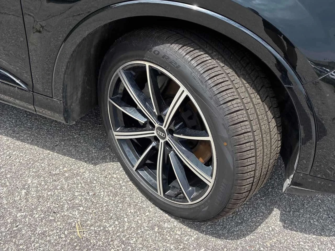 Audi Q7 * Komfort * ГЛАНВО ПРЕДСТАВИТЕЛСТВО НА AUDI* , снимка 6 - Автомобили и джипове - 54880018