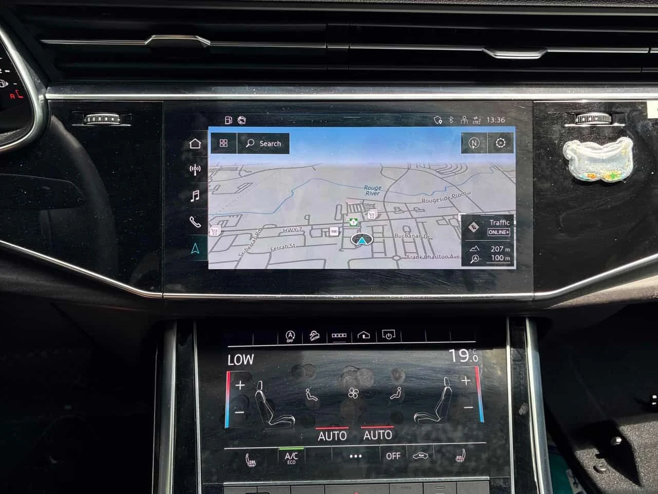 Audi Q7 * Komfort * ГЛАНВО ПРЕДСТАВИТЕЛСТВО НА AUDI* , снимка 9 - Автомобили и джипове - 54880018
