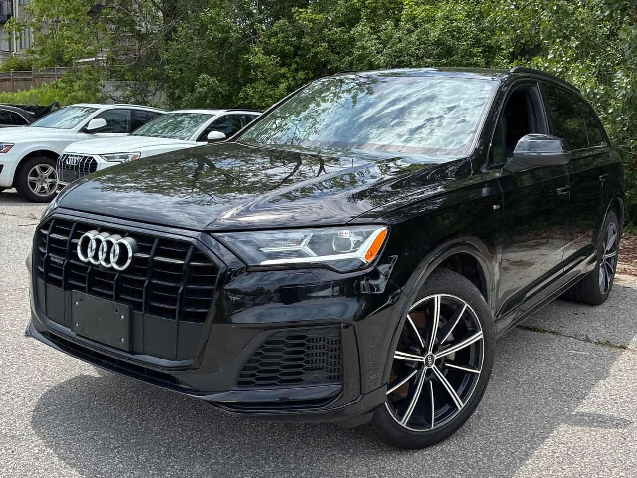Audi Q7 * Komfort * ГЛАНВО ПРЕДСТАВИТЕЛСТВО НА AUDI* , снимка 2 - Автомобили и джипове - 54880018