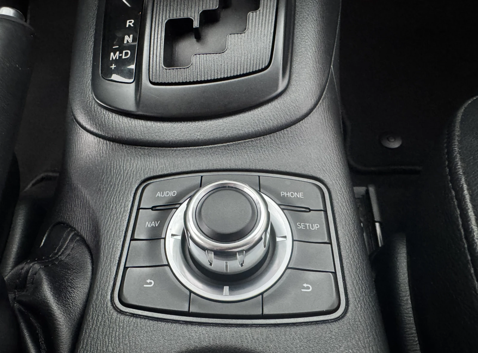 Mazda CX-5 2.2D БЯЛА ПЕРЛА KEYLESS GO  BOSE ТОП СЪСТОЯНИЕ, снимка 11 - Автомобили и джипове - 55235968