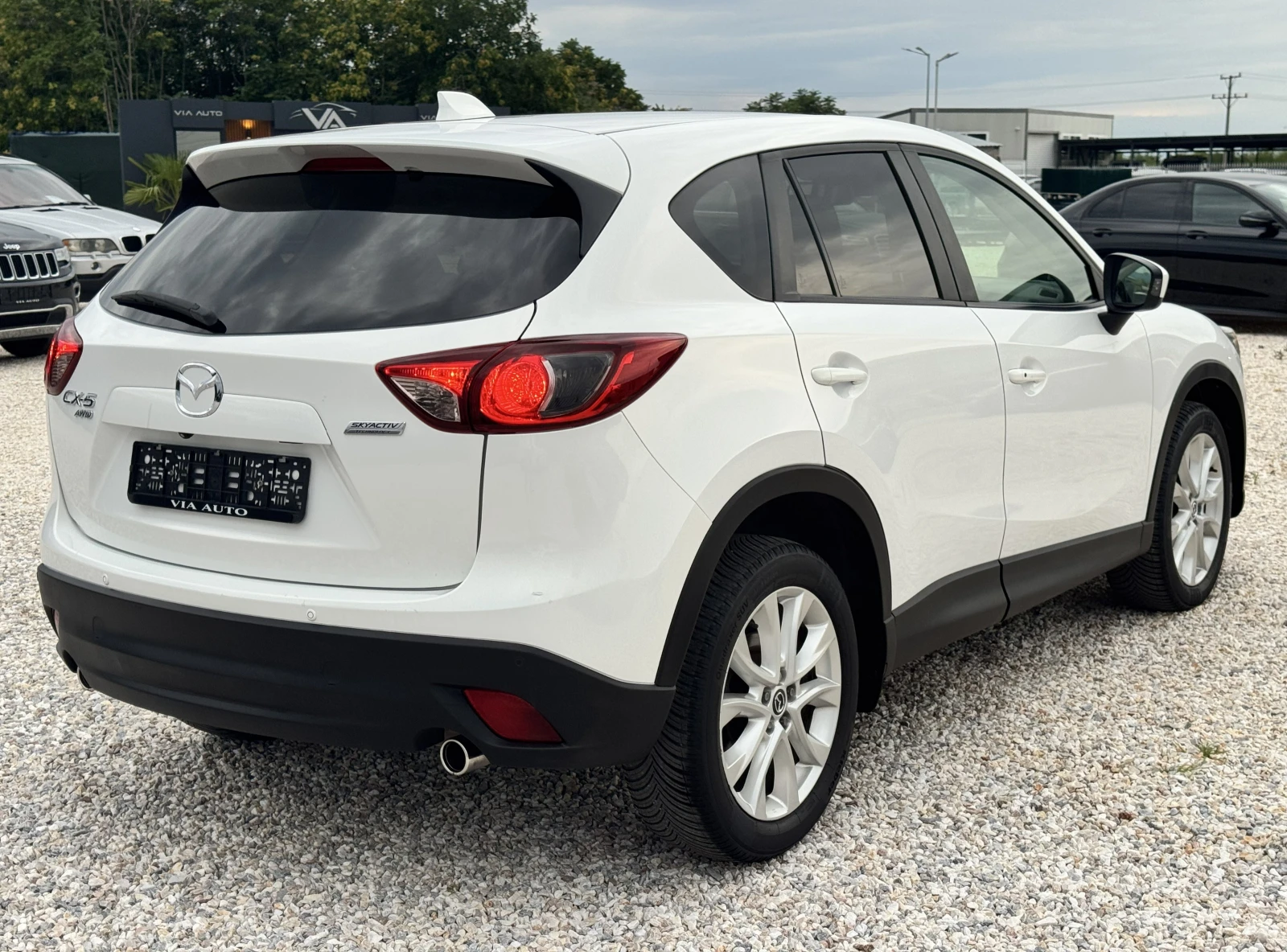 Mazda CX-5 2.2D БЯЛА ПЕРЛА KEYLESS GO  BOSE ТОП СЪСТОЯНИЕ, снимка 4 - Автомобили и джипове - 55235968