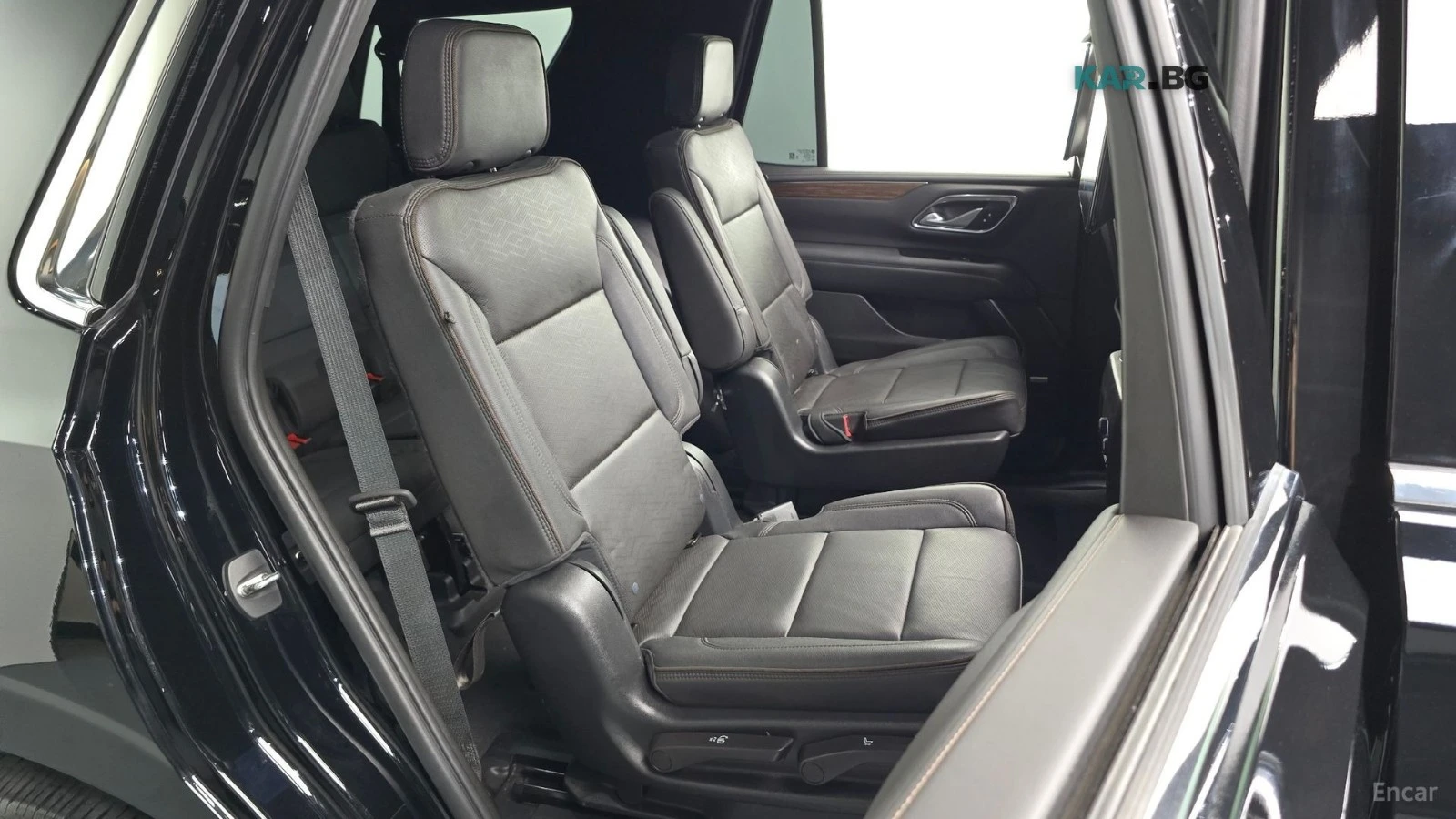 Chevrolet Tahoe 6.2* HIGH COUNTRY* 4WD* BOSE* ПАНО* ПОДГР* ОБДУХ* , снимка 10 - Автомобили и джипове - 56073613