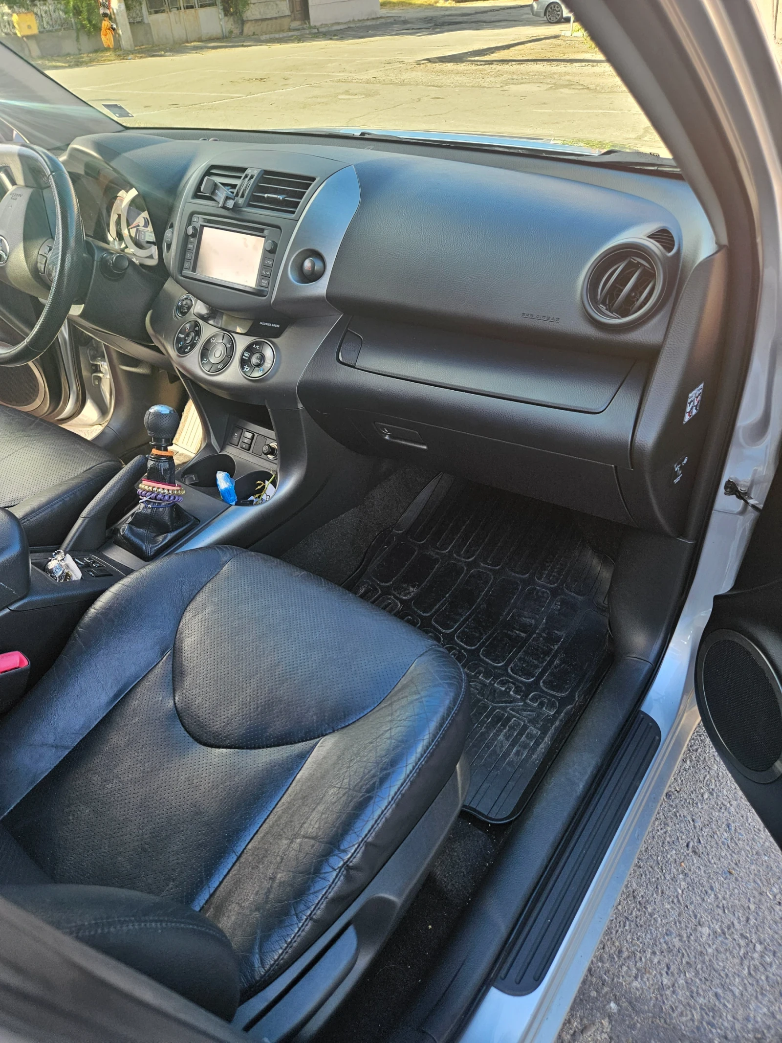 Toyota Rav4, снимка 5 - Автомобили и джипове - 56259265