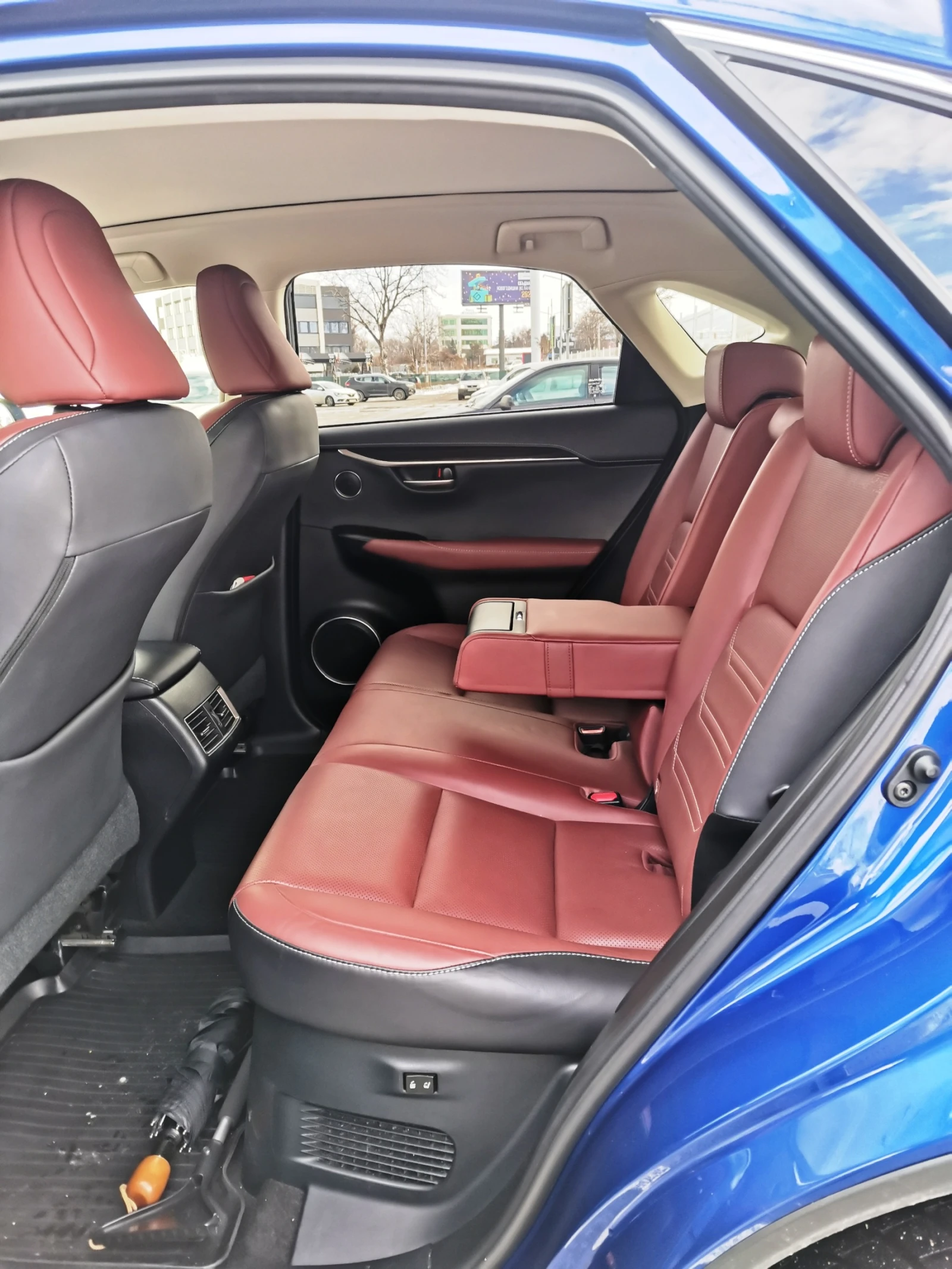 Lexus NX 300h Luxory/Hibrid/LPG, снимка 6 - Автомобили и джипове - 56626841