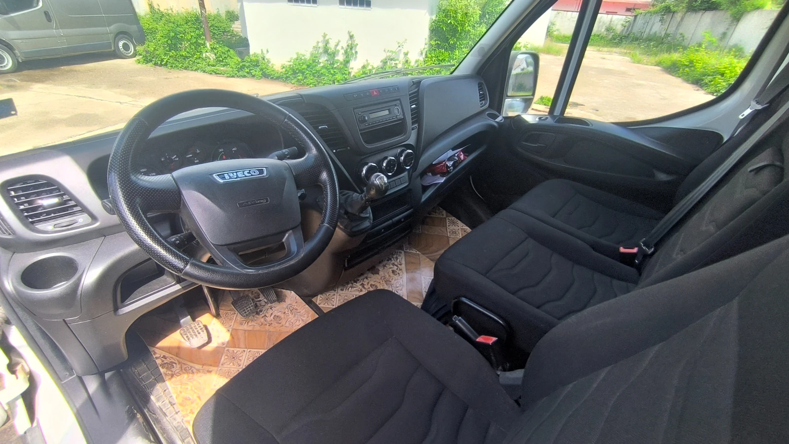 Iveco 35c13, снимка 10 - Бусове и автобуси - 54652585