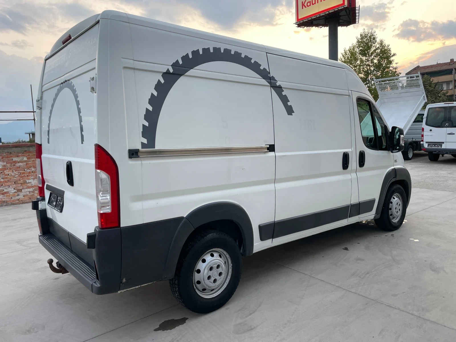 Fiat Ducato 2.3Jtd/КЛИМАТИК, снимка 3 - Бусове и автобуси - 55826589