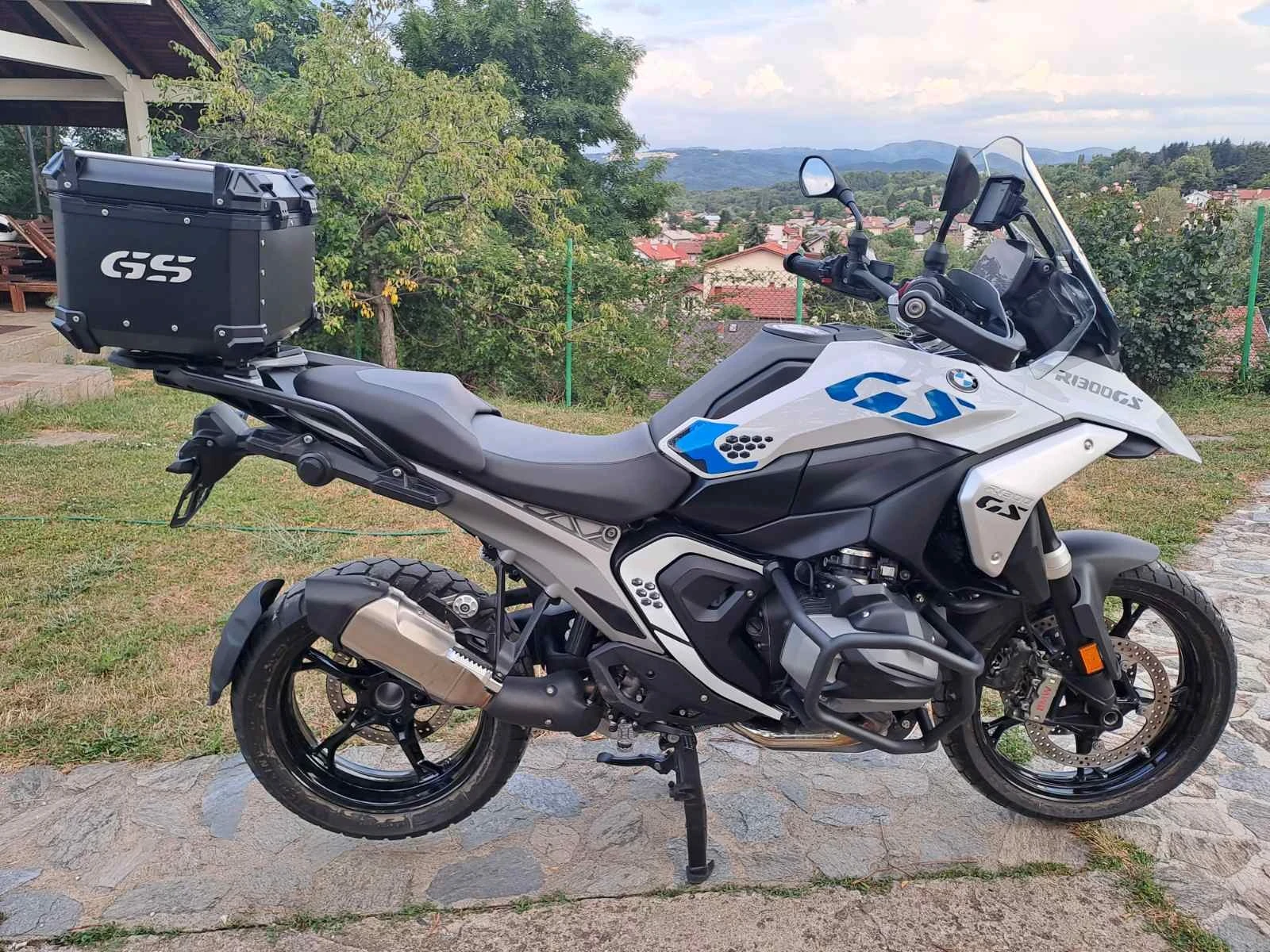 BMW R GS 1300  - изображение 2