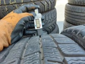 Гуми Зимни 235/40R18, снимка 4
