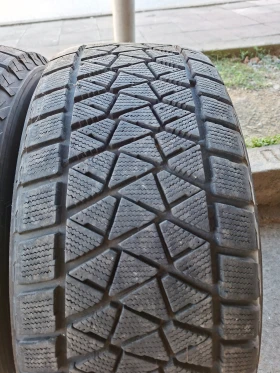 Гуми Зимни 285/60R18, снимка 3