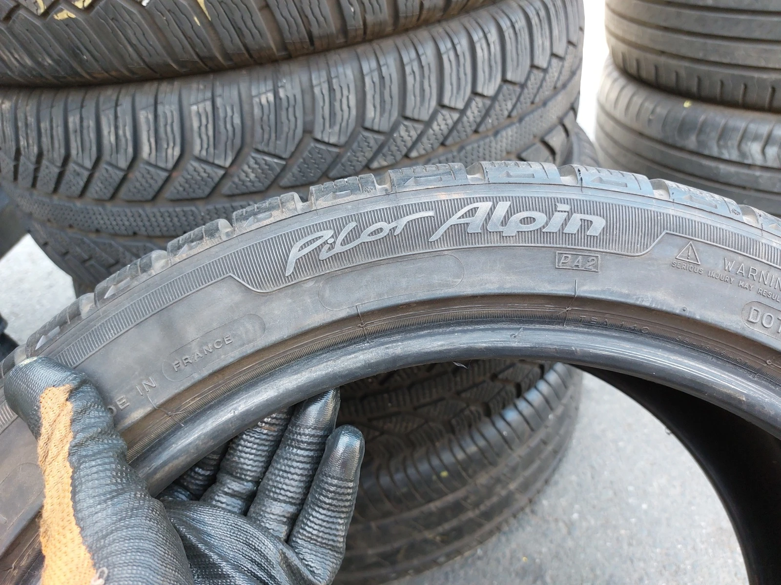 ���� 235/40R18 | Mobile.bg � ����������� 8