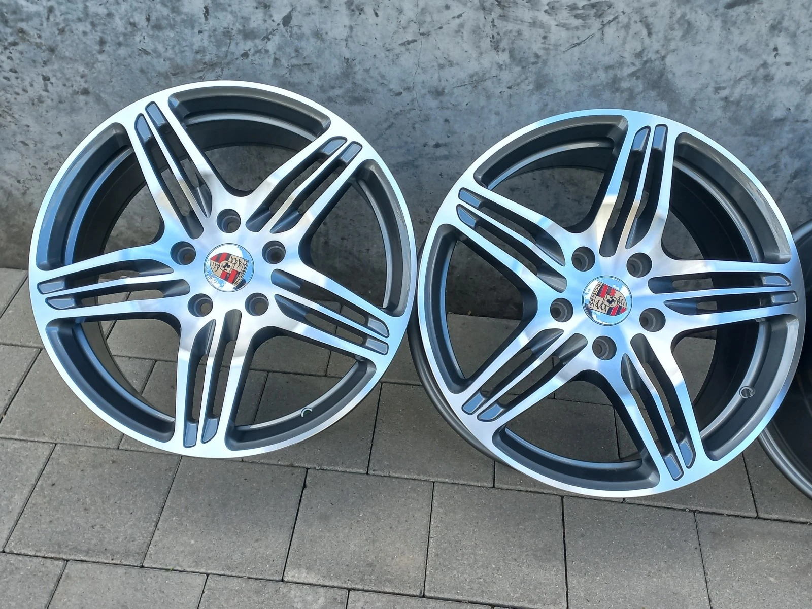   Porsche | Mobile.bg   10