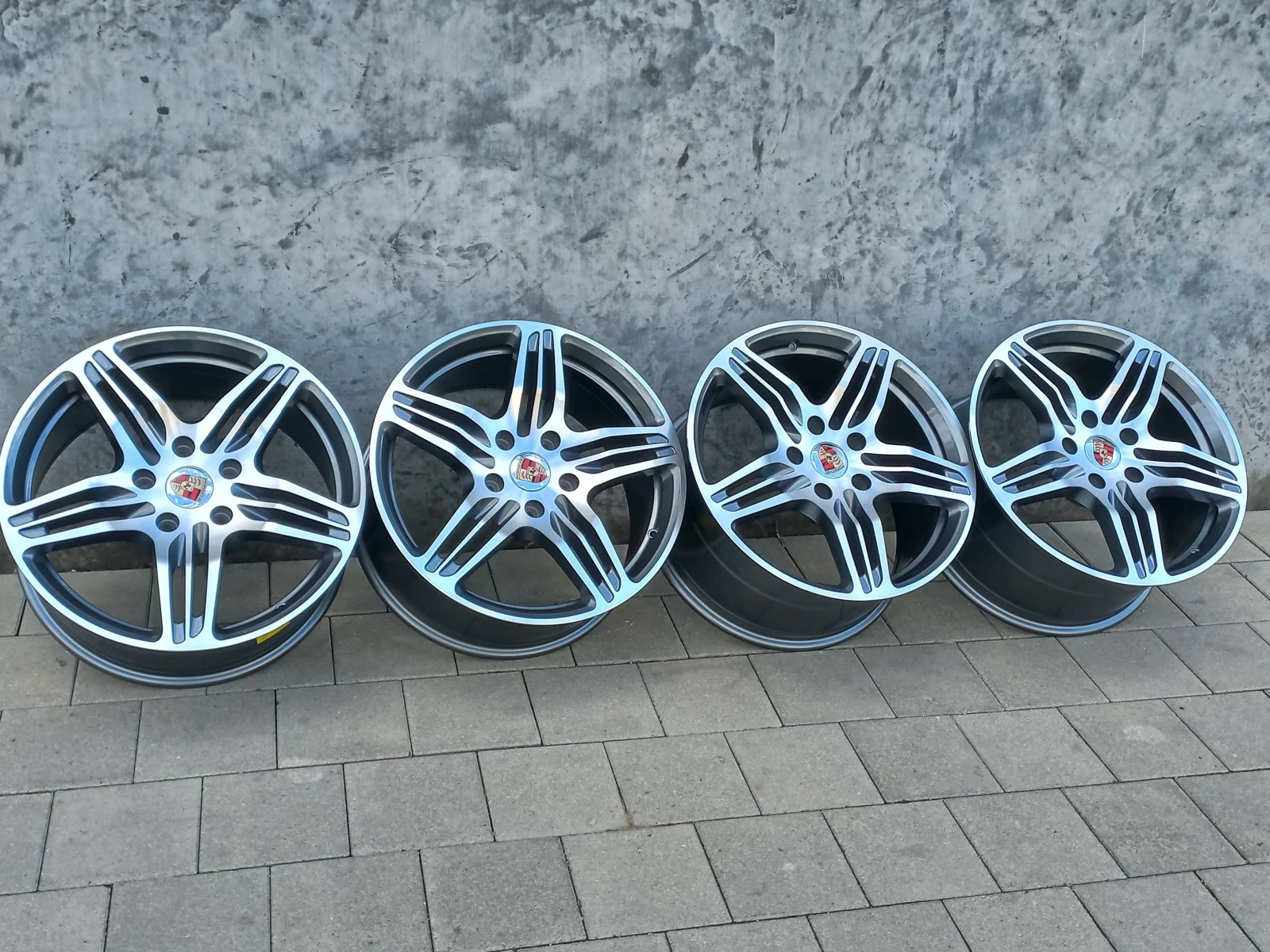   Porsche | Mobile.bg   13