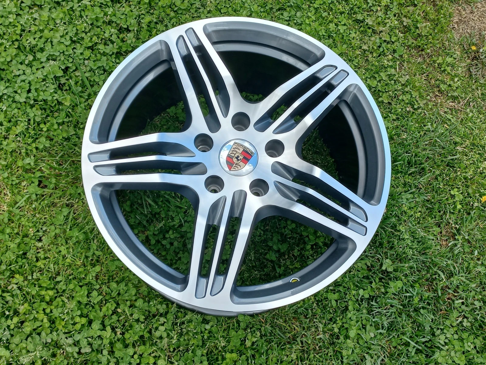   Porsche | Mobile.bg   5