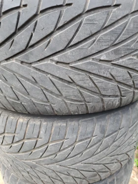 Гуми Летни 285/50R18, снимка 2 - Гуми и джанти - 47500259