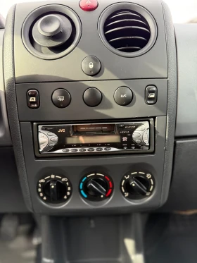 Peugeot Partner 1.6HDI 90кс КЛИМАТИК - 2800 € / 5476.32 лв. - 96460104 13