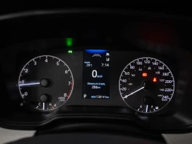 Toyota Corolla Cross L AWD | ACC | LaneDep | Heated Seats | CarPlay | Auto.bg — изображение 13