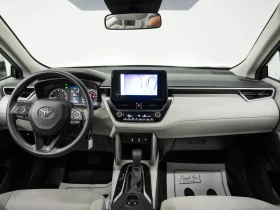 Toyota Corolla Cross L AWD | ACC | LaneDep | Heated Seats | CarPlay | Auto.bg — изображение 11