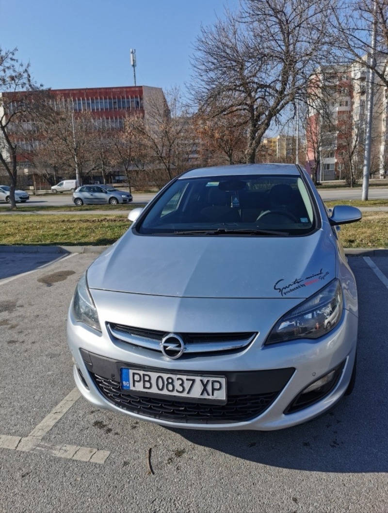 Opel Astra 1.6 CDTi, снимка 1 - Автомобили и джипове - 45211602