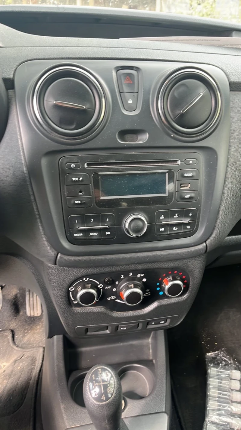 Dacia Dokker, снимка 7 - Автомобили и джипове - 49843030