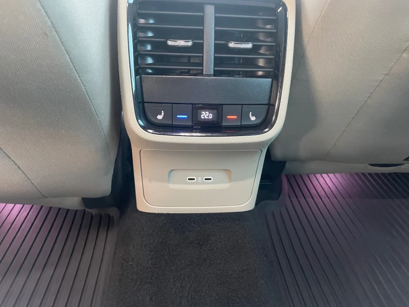 Skoda Octavia Style 2.0TDI, DSG, 150к.с., LED Matrix, Digital, снимка 11 - Автомобили и джипове - 52182138