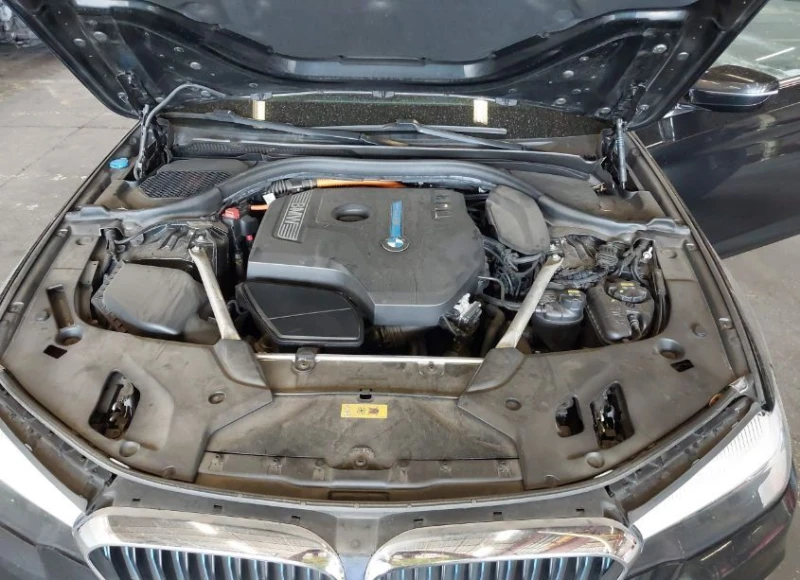 BMW 530E, снимка 10 - Автомобили и джипове - 53118454