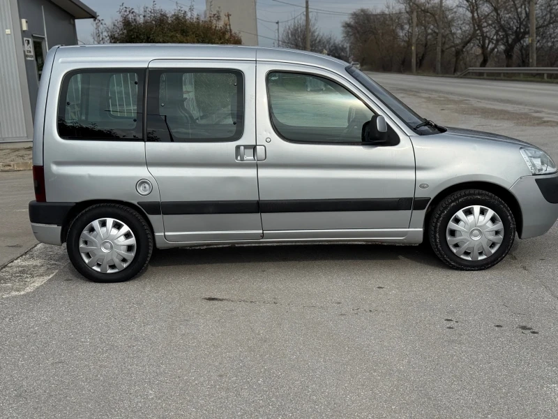 Peugeot Partner 1.6HDI 90кс КЛИМАТИК, снимка 4 - Автомобили и джипове - 53383057