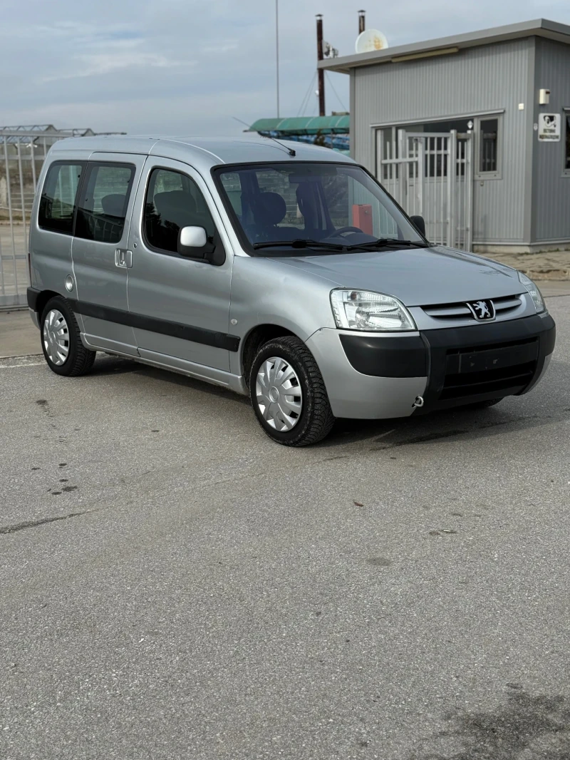 Peugeot Partner 1.6HDI 90кс КЛИМАТИК, снимка 3 - Автомобили и джипове - 53383057