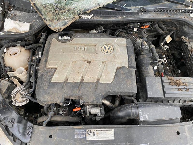 VW Golf 2.0, снимка 6 - Автомобили и джипове - 41987302