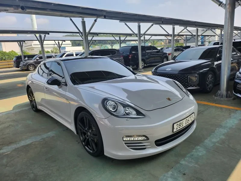 Porsche Panamera 4.8 - САМО 30% АВАНС, снимка 4 - Автомобили и джипове - 56255617