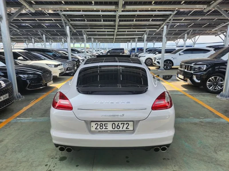 Porsche Panamera 4.8 - САМО 30% АВАНС, снимка 7 - Автомобили и джипове - 56255617