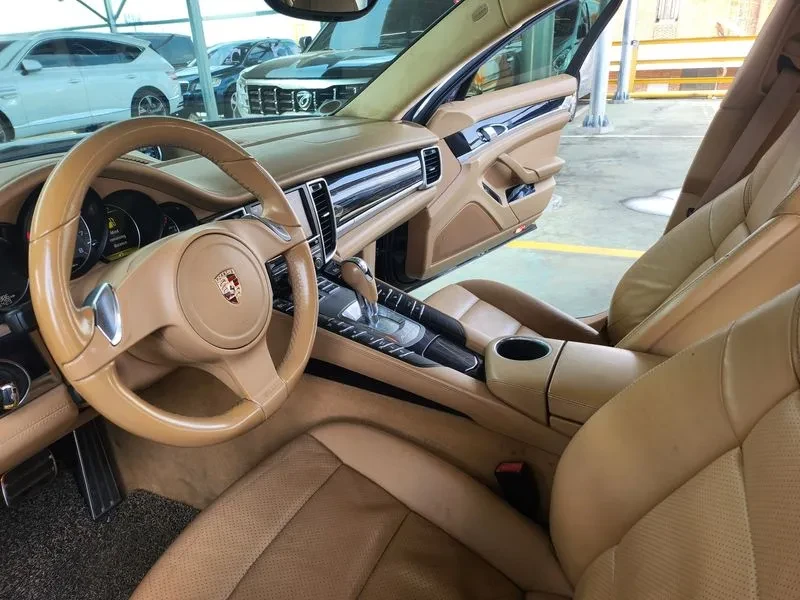 Porsche Panamera 4.8 - САМО 30% АВАНС, снимка 9 - Автомобили и джипове - 56255617