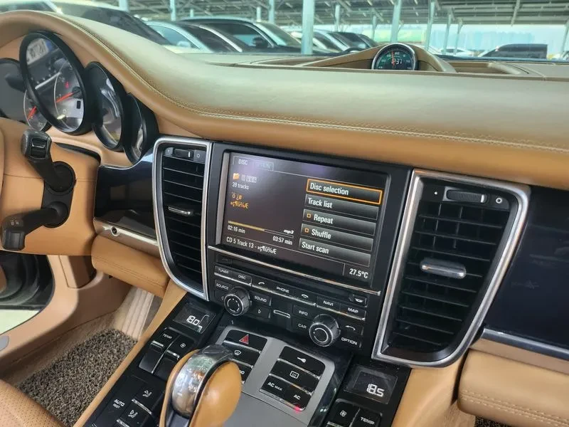 Porsche Panamera 4.8 - САМО 30% АВАНС, снимка 14 - Автомобили и джипове - 56255617