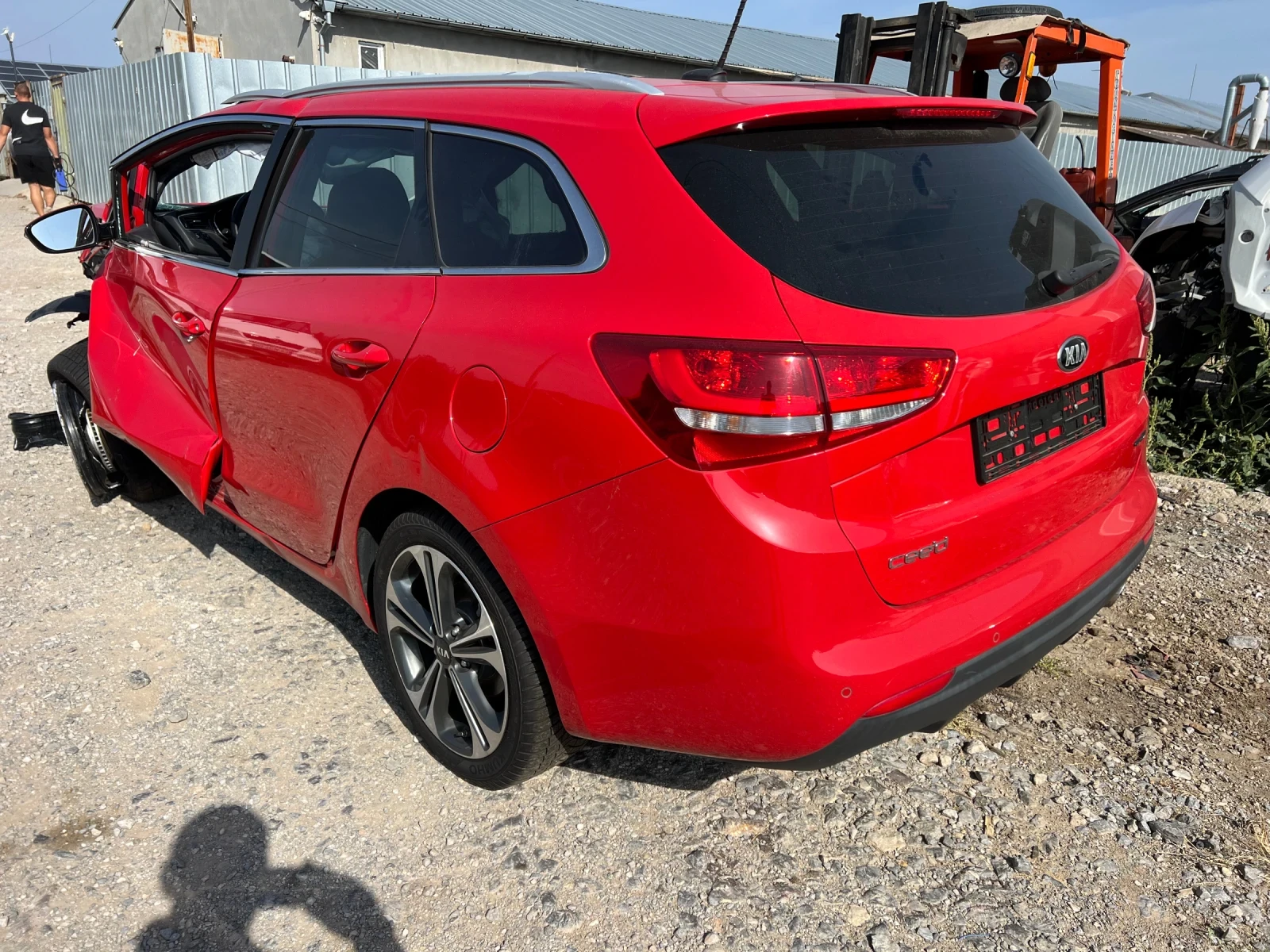 Kia Ceed 1.0TGDI - изображение 3