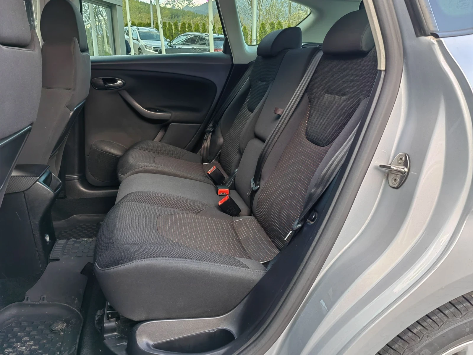 Seat Altea 2.0 TDI XL 140кс. BMM - изображение 9