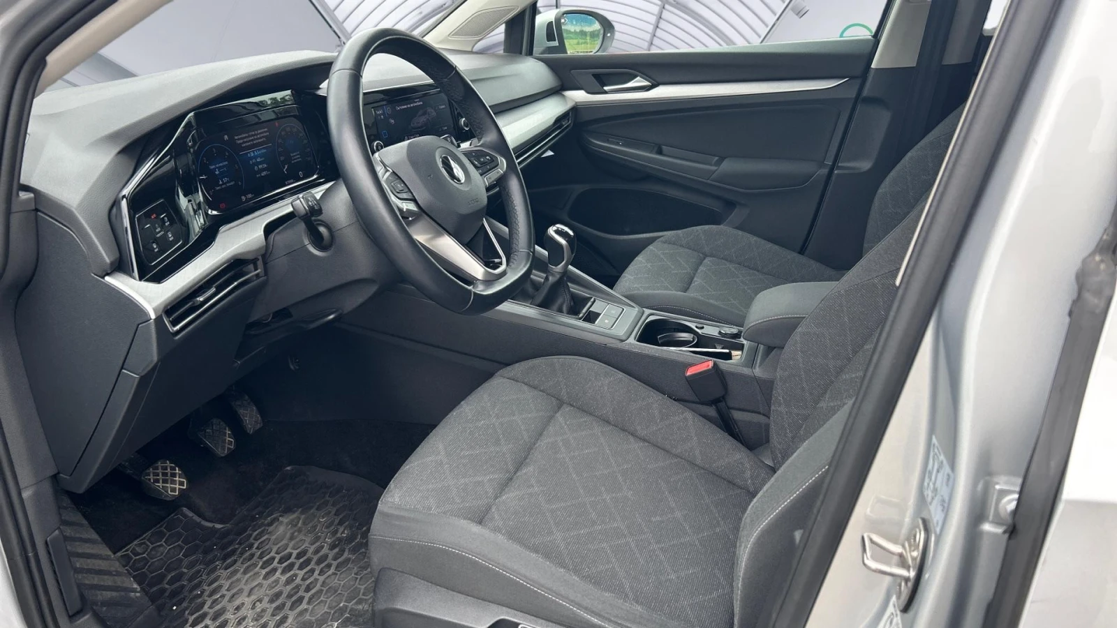 VW Golf 2.0 TDi, Месечна вноска от 450 лв. - изображение 9