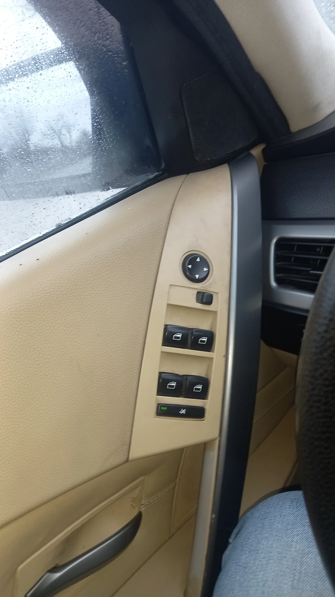 BMW 520 2.2i - изображение 10