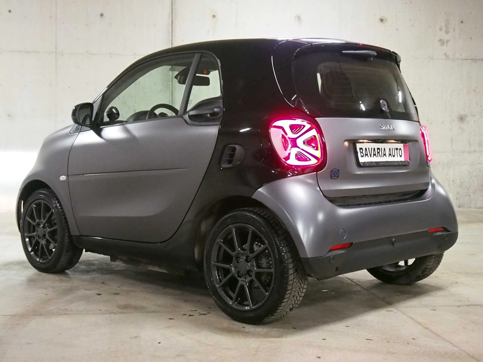 Smart Fortwo coupe EQ Brabus Панорама Full LED - изображение 3