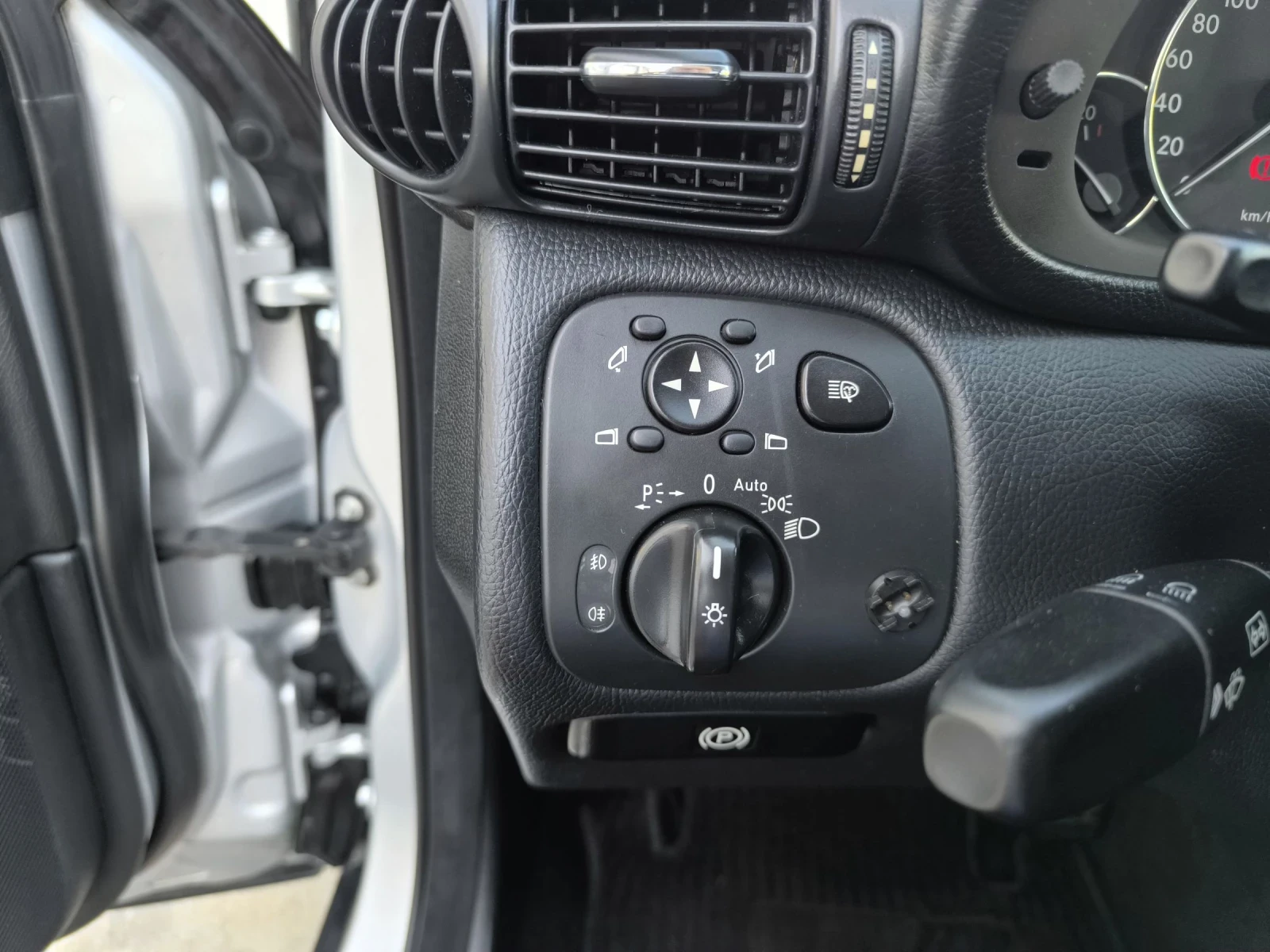 Mercedes-Benz C 220 CDI FACELIFT AMG  | Mobile.bg   13