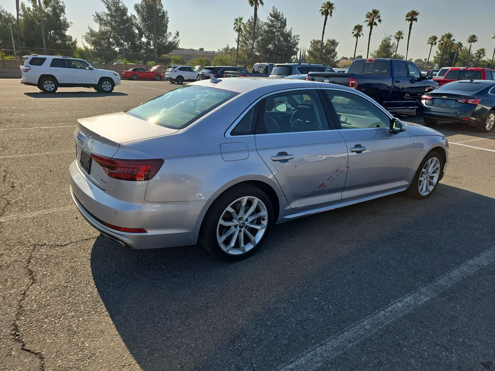 Audi A4 * CARFAX* БЕЗ ПЪРВОНАЧАЛНА*  - изображение 4