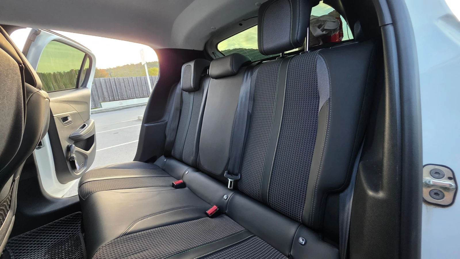 Peugeot 208 1.5 BlueHDI | Mobile.bg   15