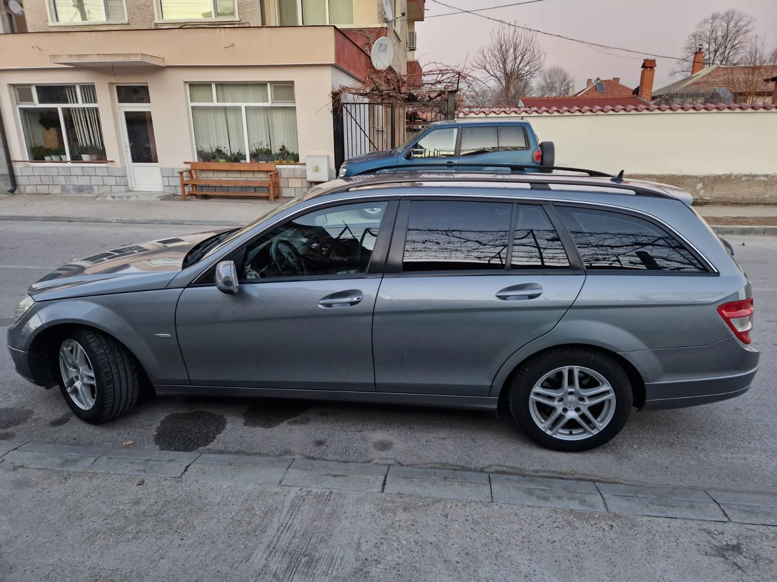 Mercedes-Benz C 220 | Mobile.bg � ����������� 4